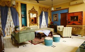Aura Homestay Royal Villa